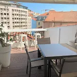 Fabulous T2 With Balcony In Rossio Διαμέρισμα