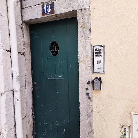 Apartment Fabulous T2 With Balcony In Rossio