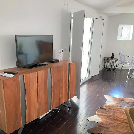 Apartment Fabulous T2 With Balcony In Rossio Lisbon