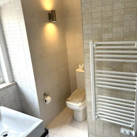 Fabulous T2 With Balcony In Rossio * Lizbona