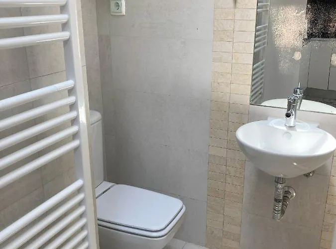 Fabulous T2 With Balcony In Rossio